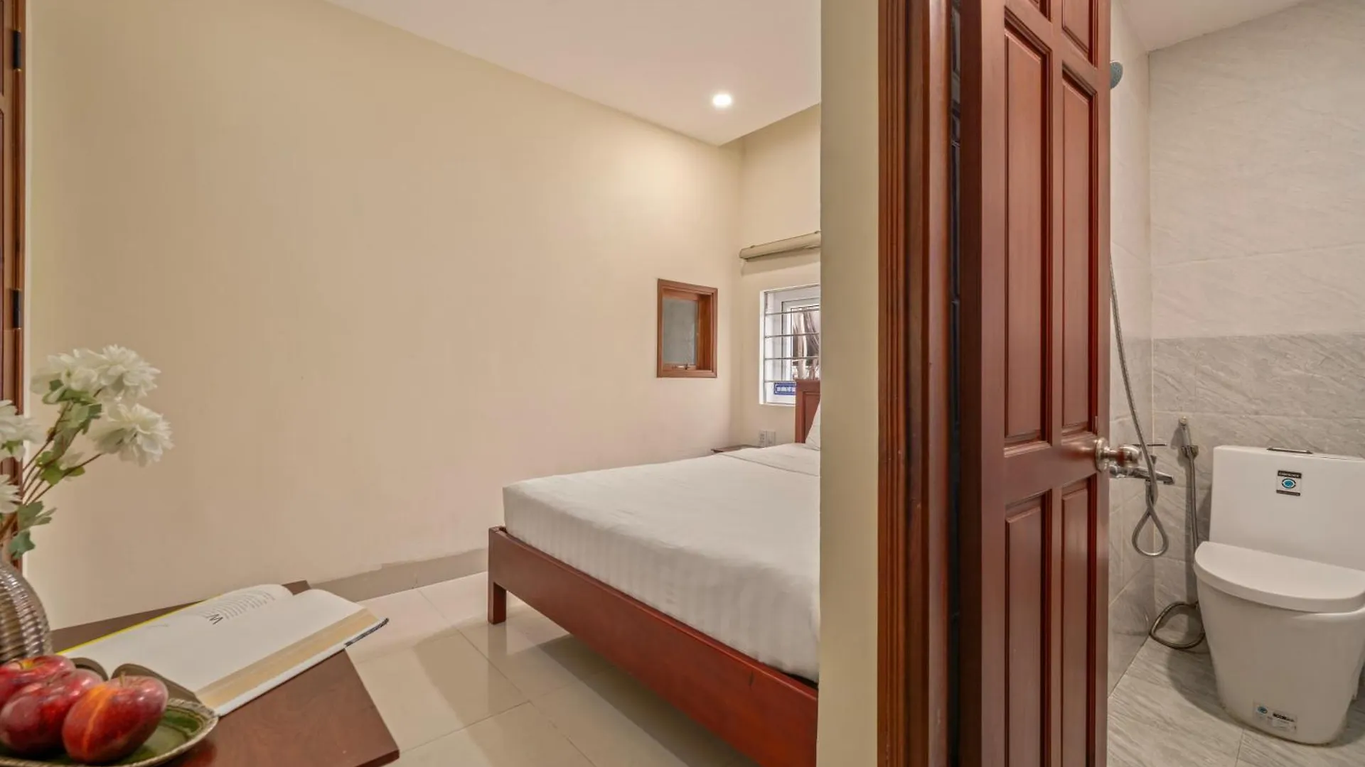 Hung Thu Hotel Da Nang Vietnam
