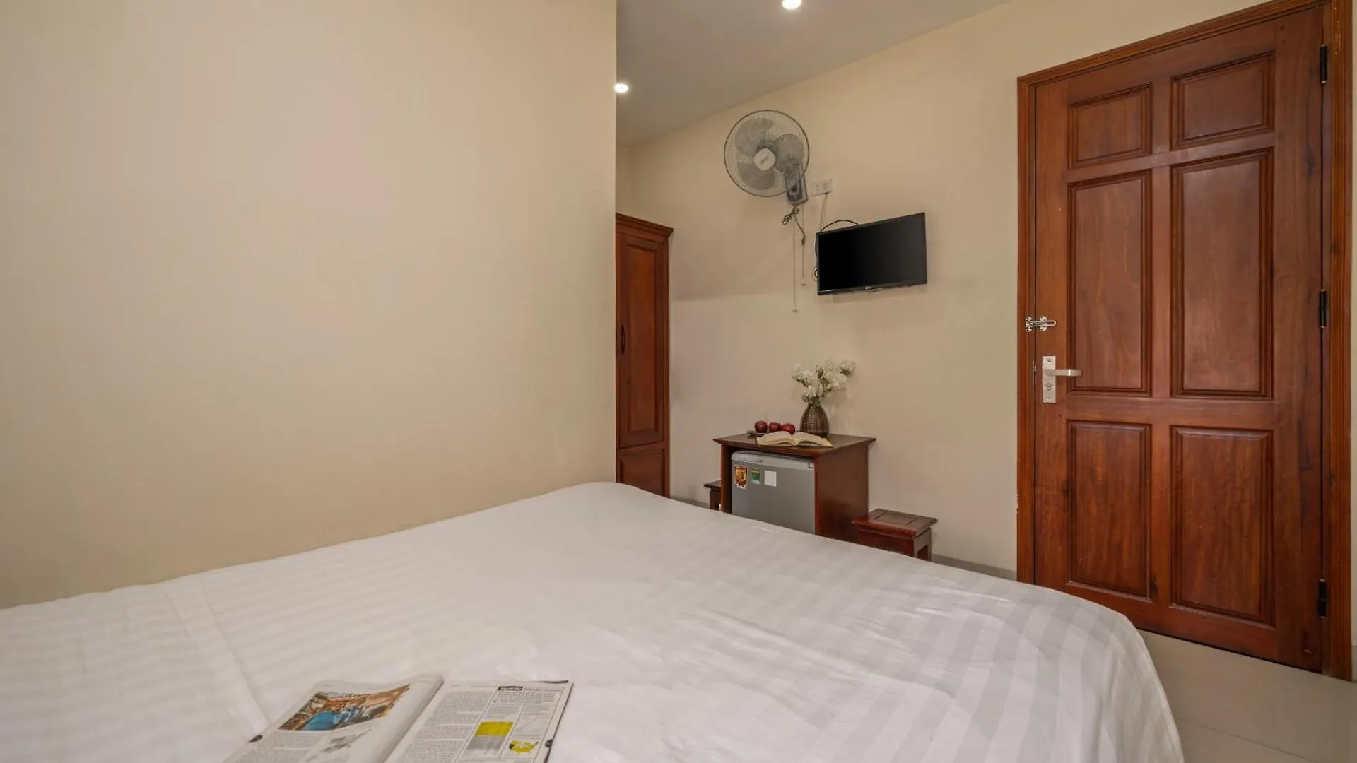 Hung Thu Hotel Da Nang 2*,  Vietnam